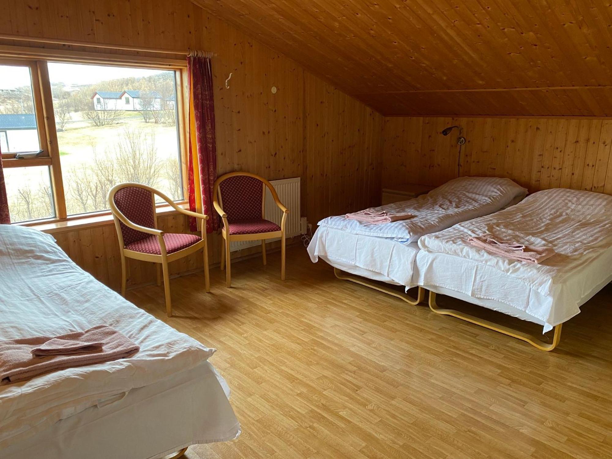 Bakkafloet Guesthouse Varmahlíð Zewnętrze zdjęcie